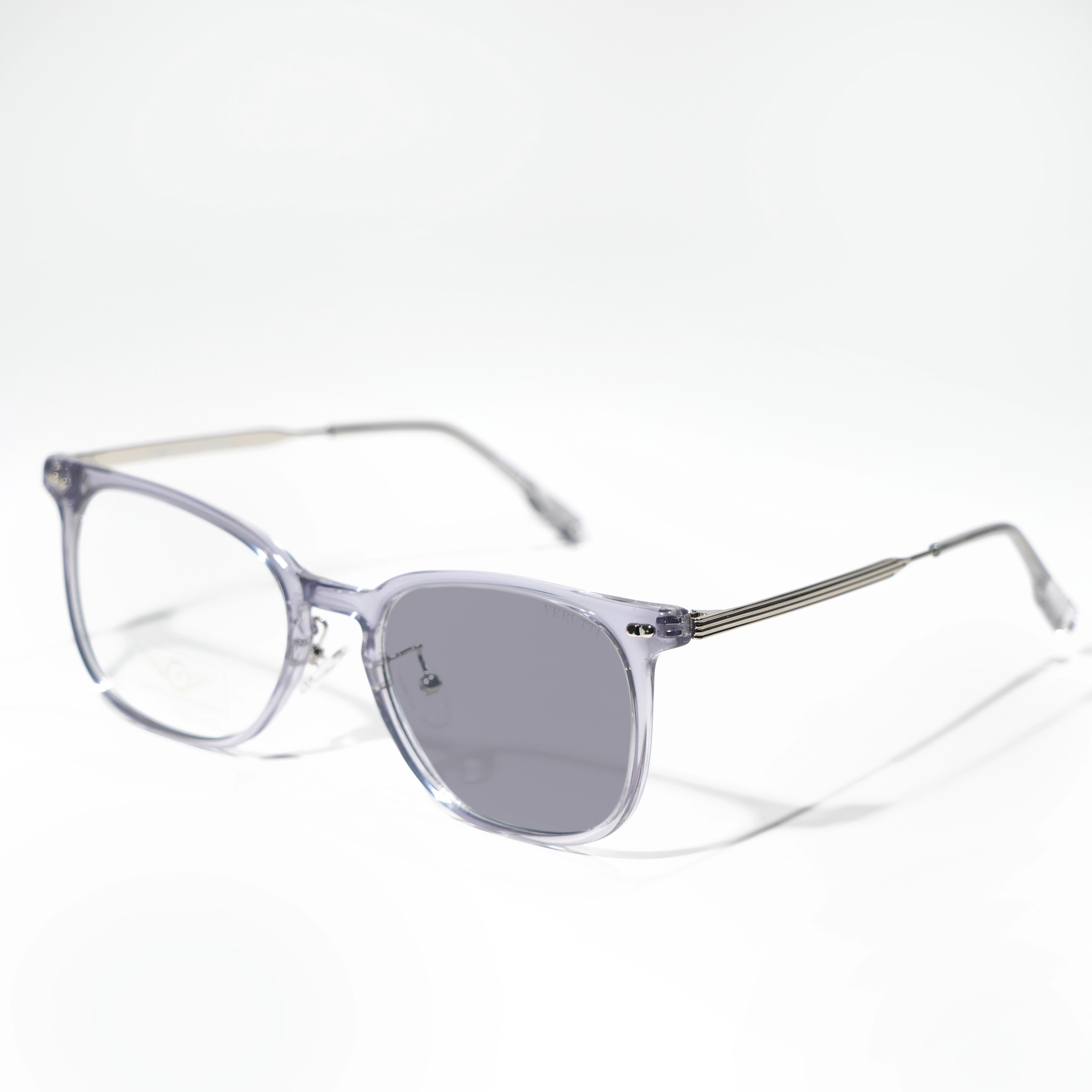 Purple Photochromic lenses frame by Italian Brand Verutti, Model 52602-2
