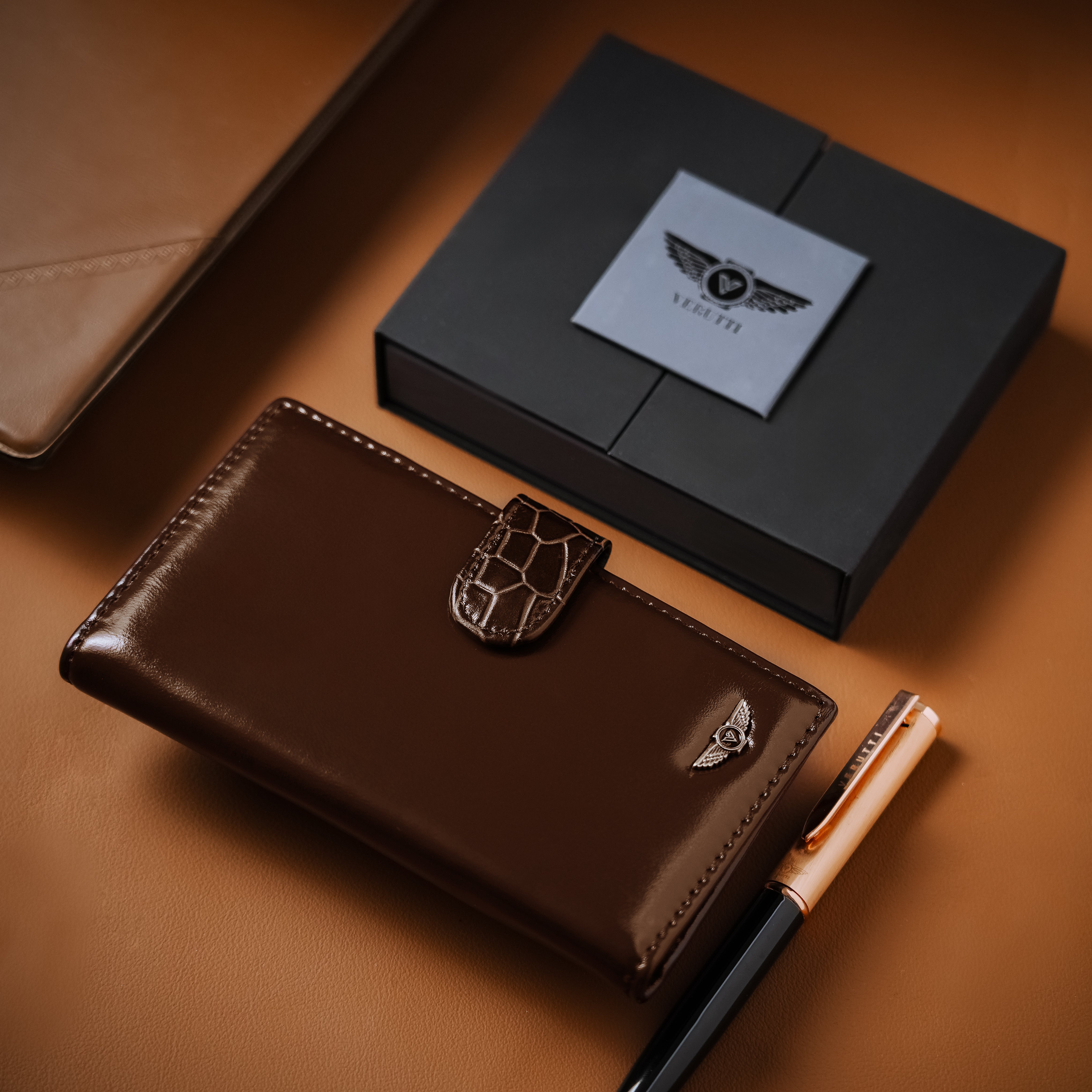 Men’s Leather Wallet – Brown Cowhide – Verutti VRW-5010-2