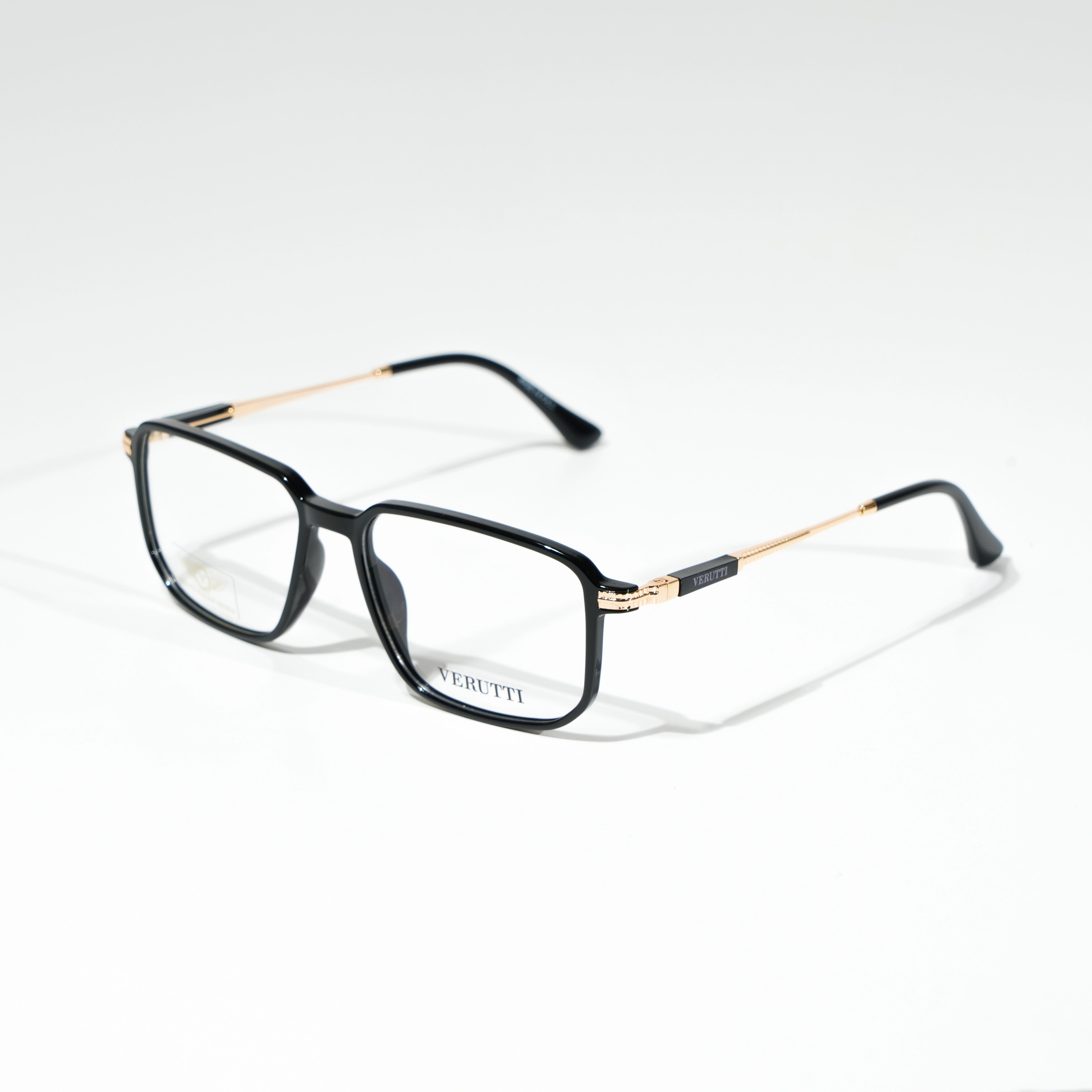Gold optical frame by Italian Brand Verutti, Model YY8501
