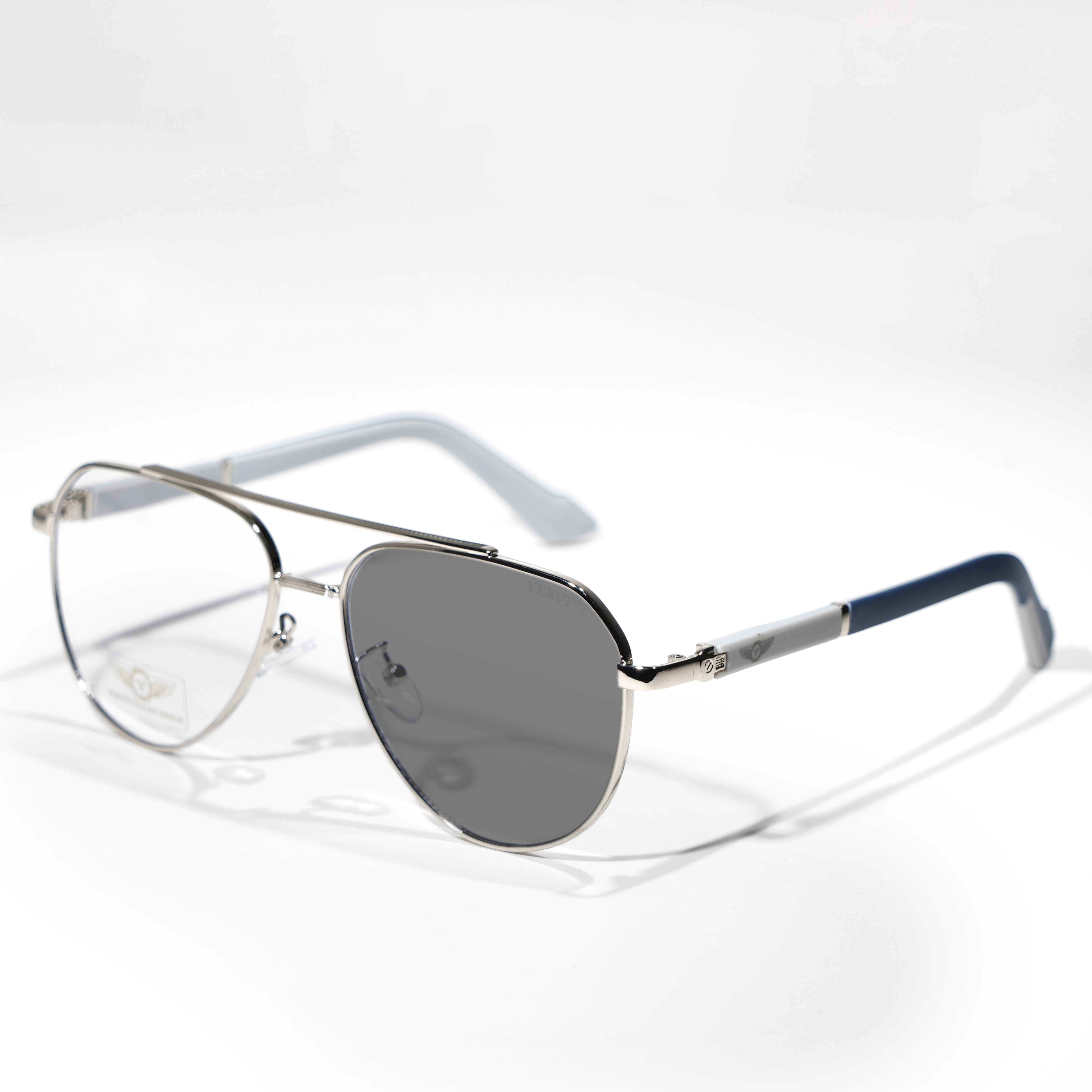 Silver Photochromic lenses frame by Italian Brand Verutti, Model BZ9017

