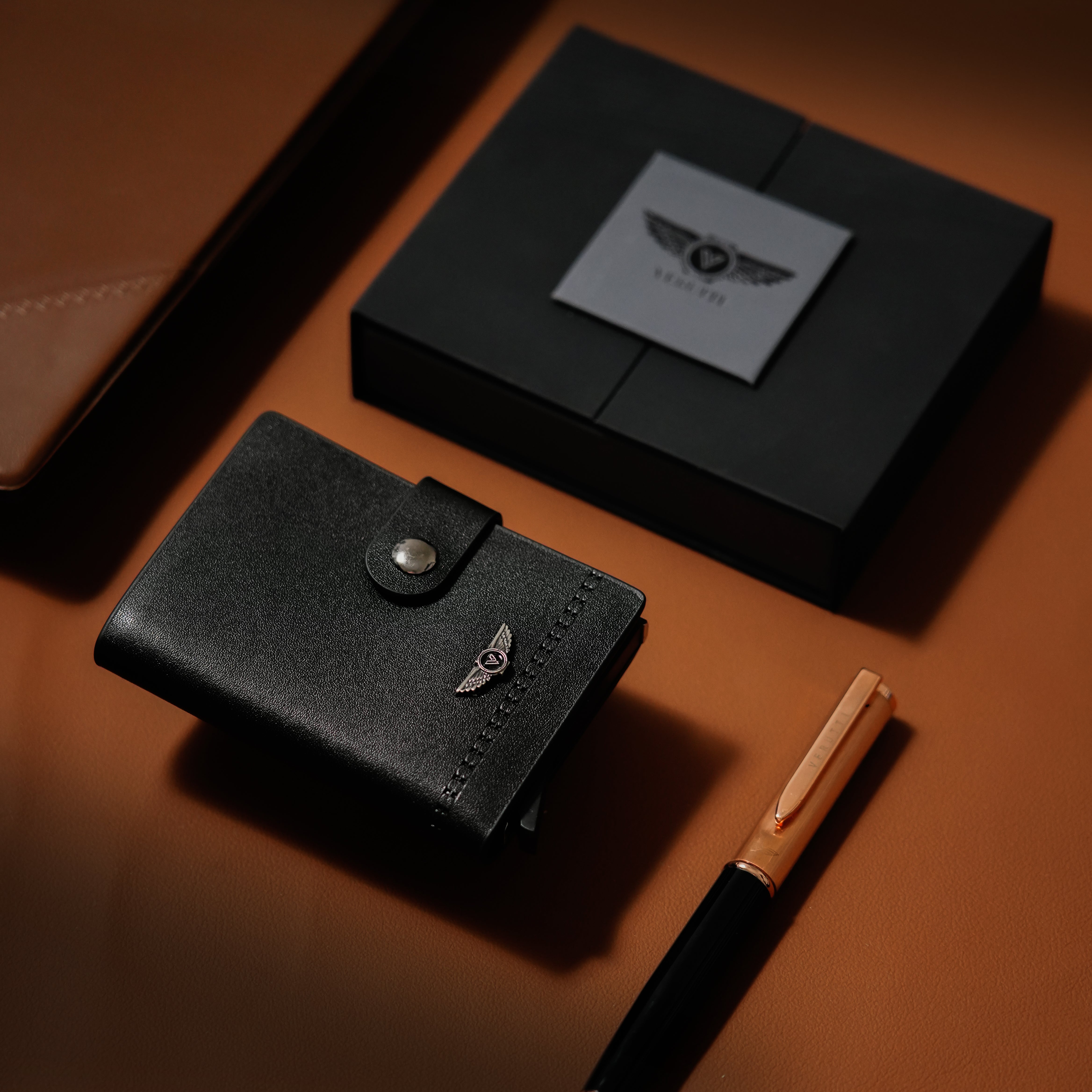 Men’s Leather Wallet – Black Cowhide – Verutti VRW-1012-2